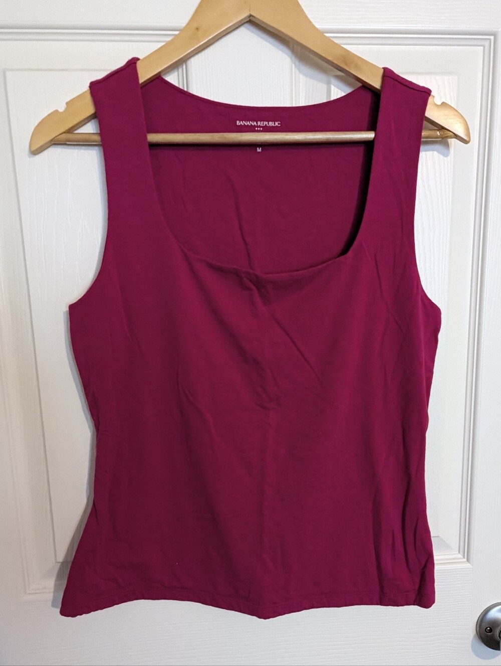 Banana Republic Soft Stretch Tee Tank, Magenta, Size M